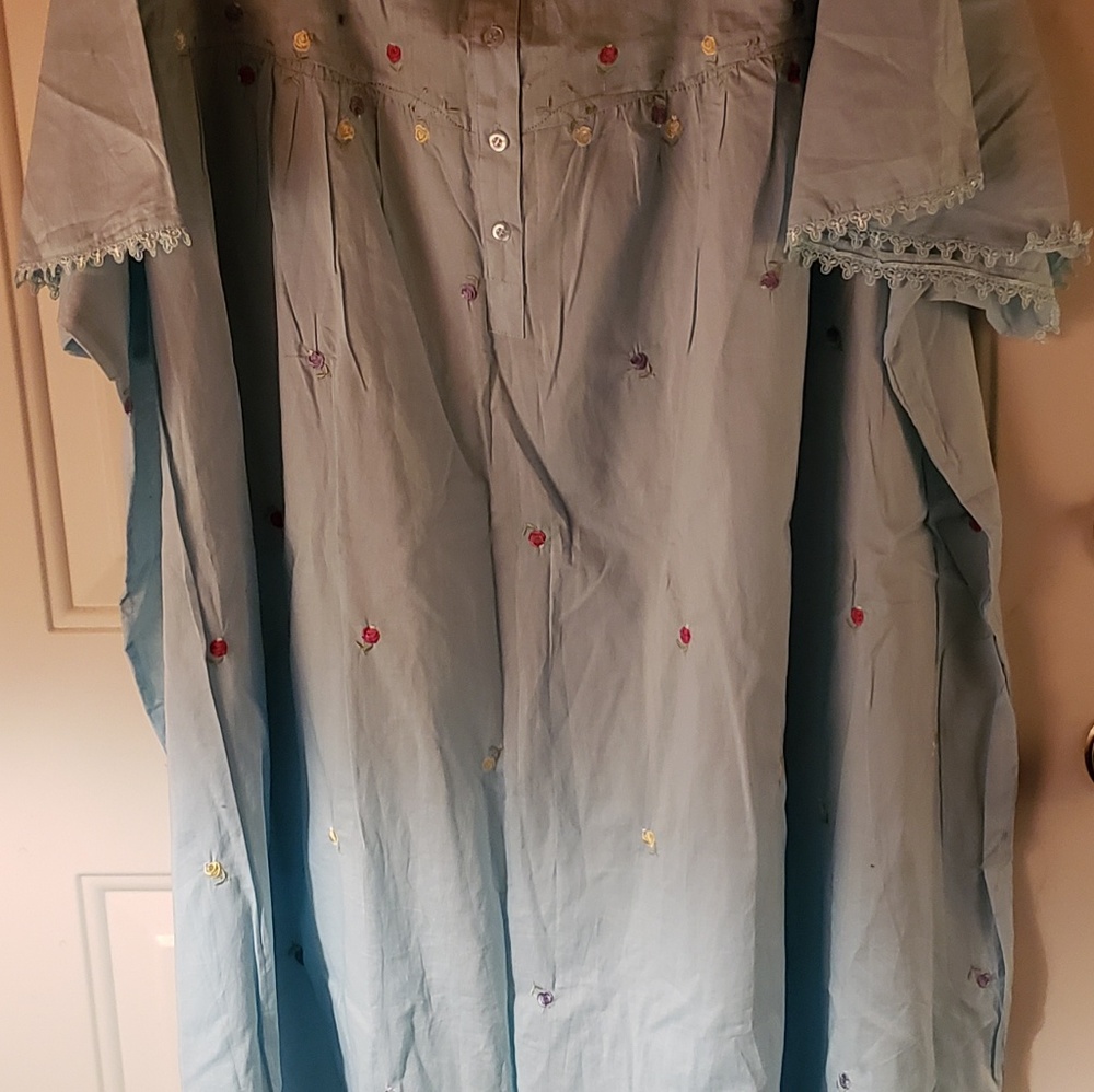 Night gown